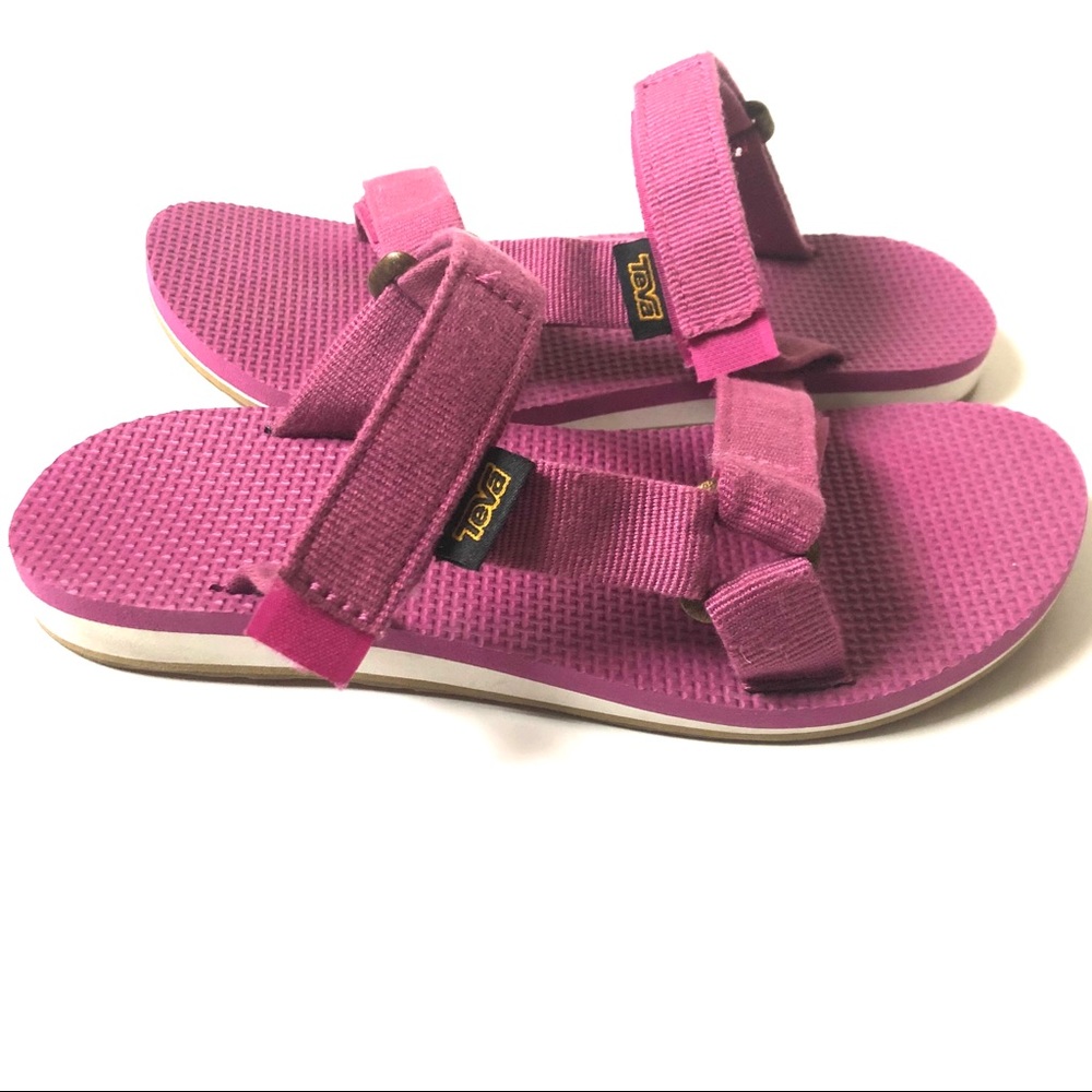 Women’s Teva slide on sandals